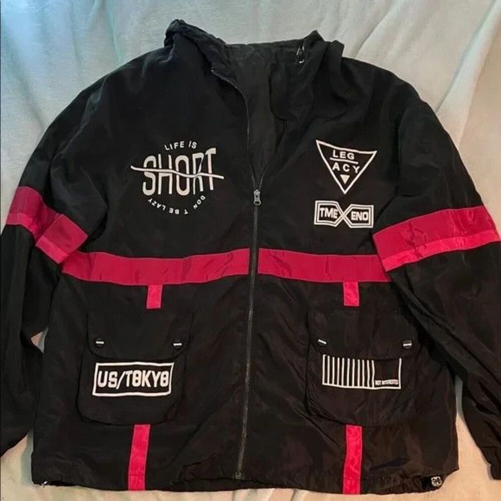 Windbreaker Jacket Legacy Black and Red (Men’s L)